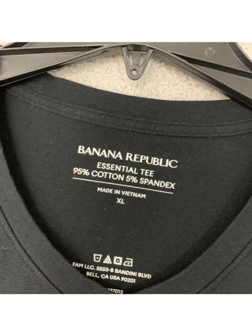 NWOT Banana Republic Men's XL Essential Tee Black 95% Cotton Spandex